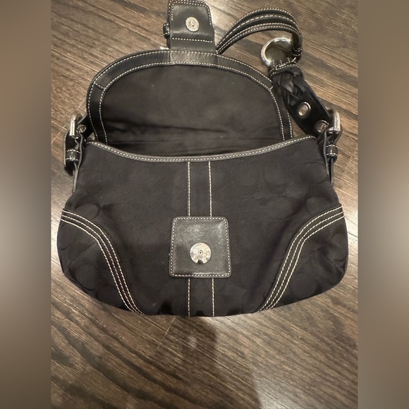 Black Coach Purse Shoulder Bag - Picture 8 of 12